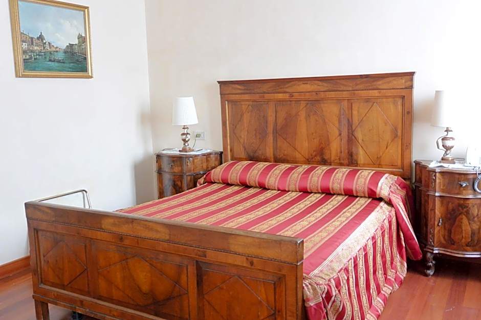Hotel San Zulian