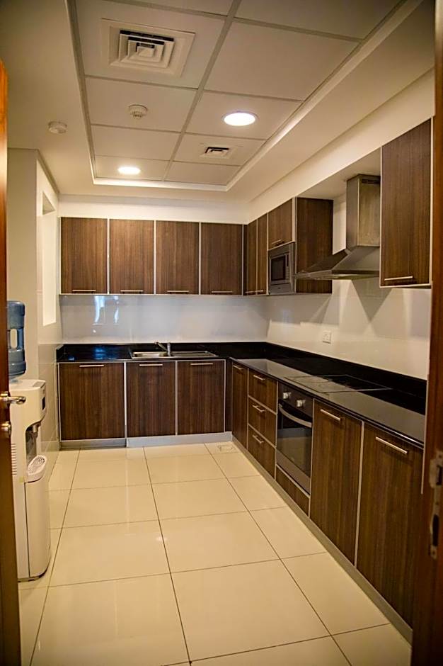 OYO 104 Q House 3 Apartments