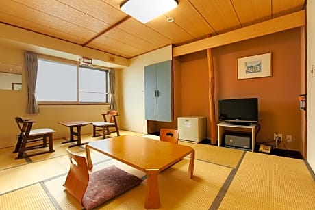 Japanese-Style Superior Room with Sea View