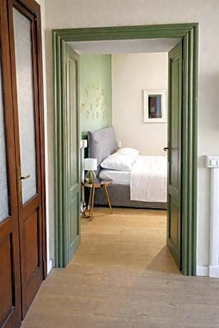 Family Suite with Lake View