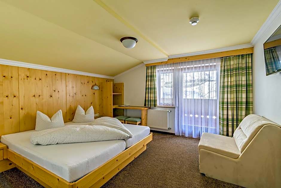 Hotel Enzian Paznaun