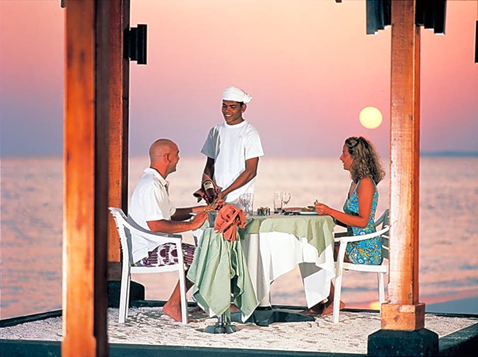 Adaaran Select Meedhupparu