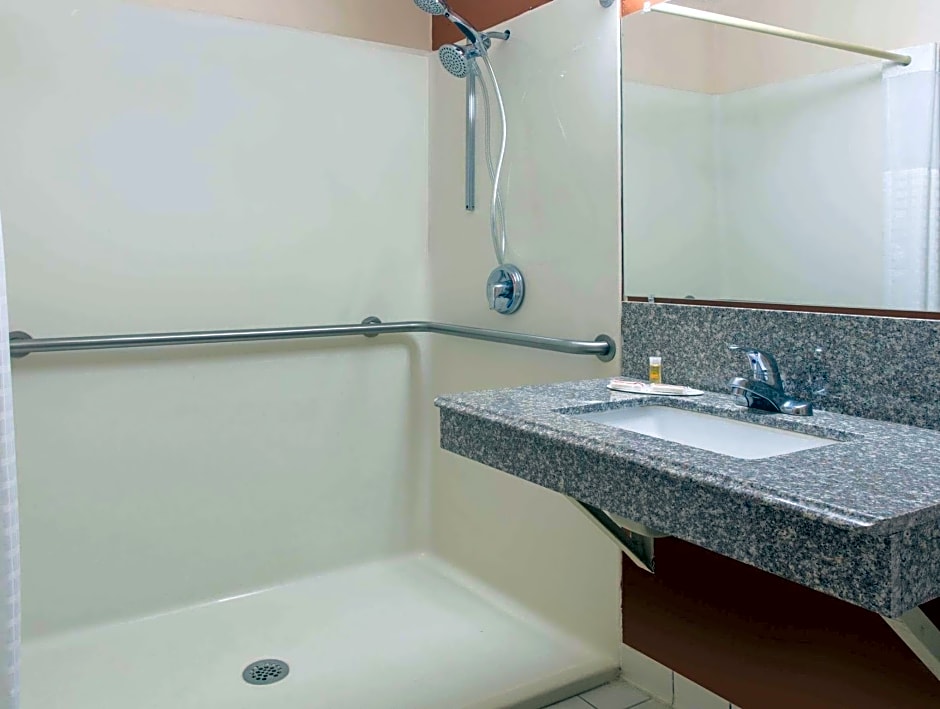 Days Inn by Wyndham Myrtle Beach