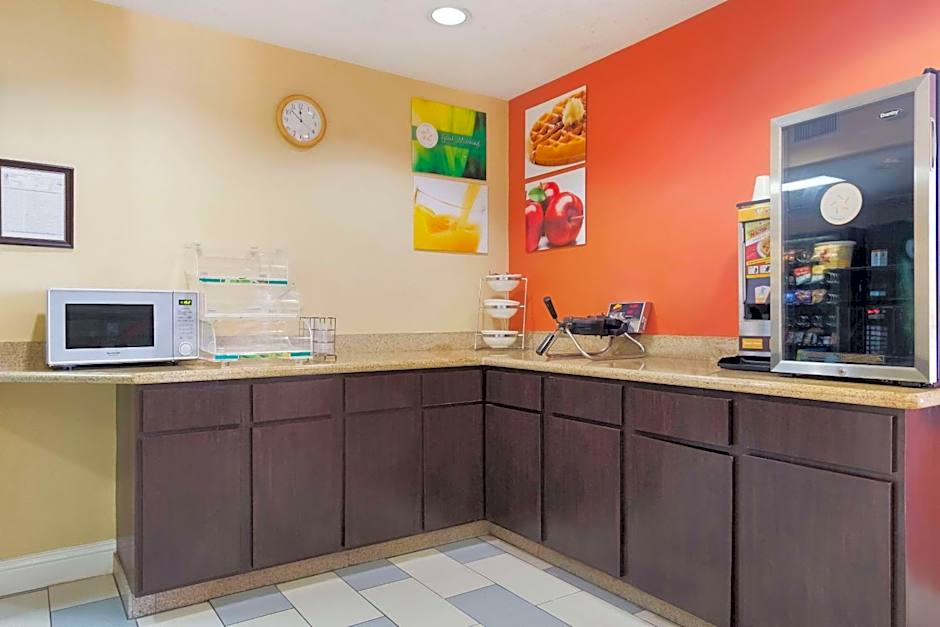 Quality Inn Baytown - Houston East