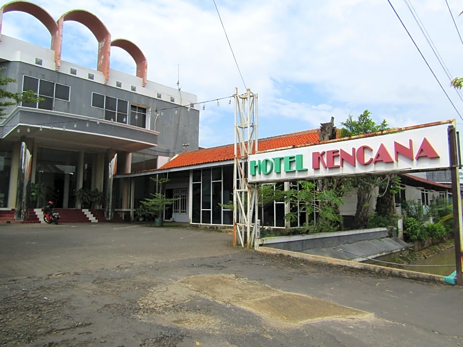 Hotel Kencana Jaya by ZUZU