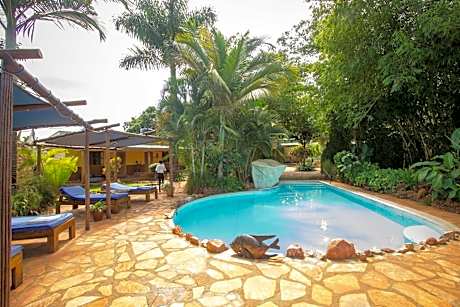 2 Friends JINJA Guesthouse