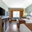Best Western Plus Victoria Inn & Suites