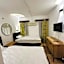 JEST OTEL