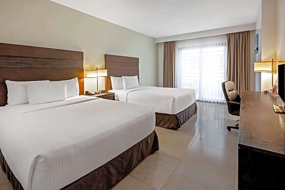 Wyndham Garden Cancun Downtown