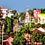 Hillside Plaza Hotel