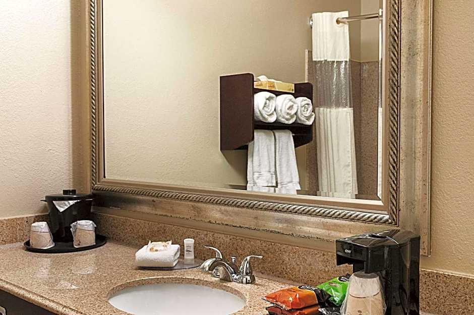 La Quinta Inn & Suites by Wyndham Houma