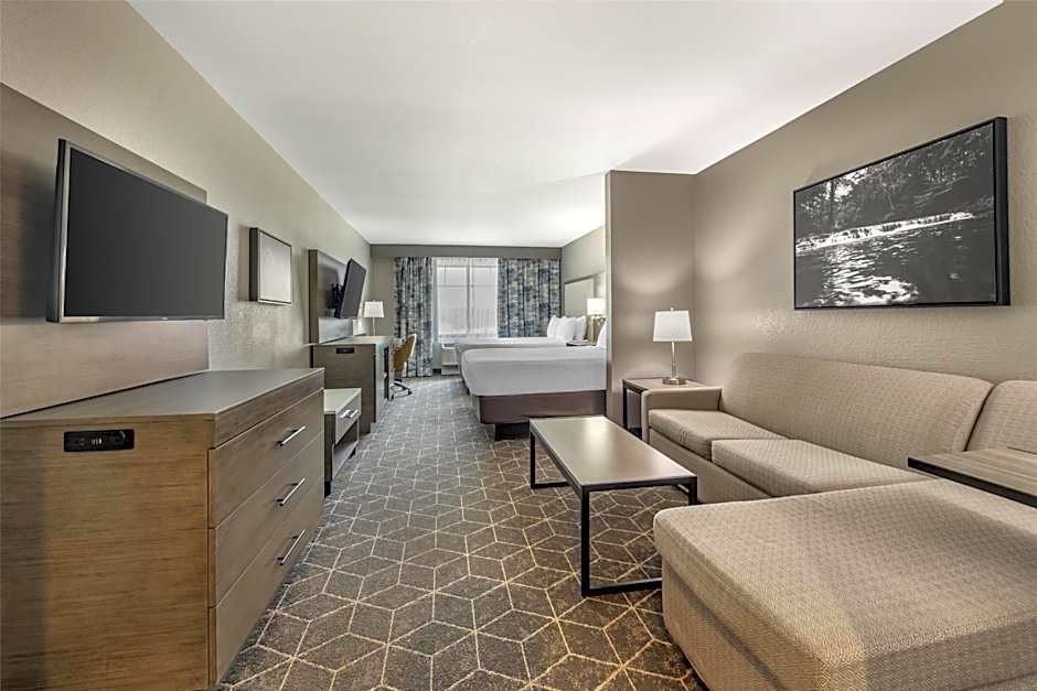 Best Western Plus Lawrenceburg