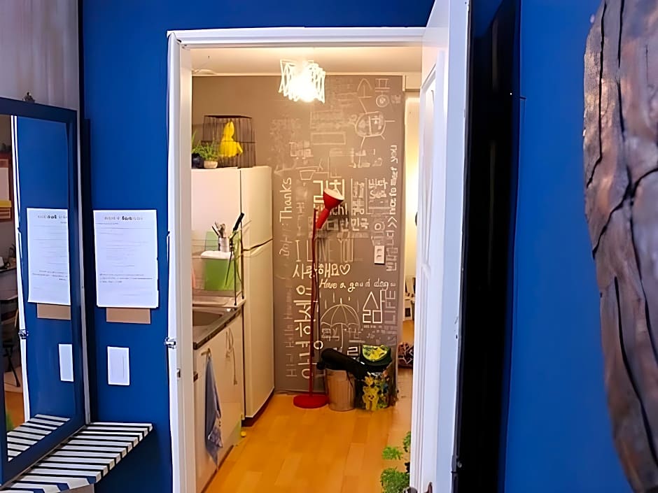 Aark House - Foreigners Only