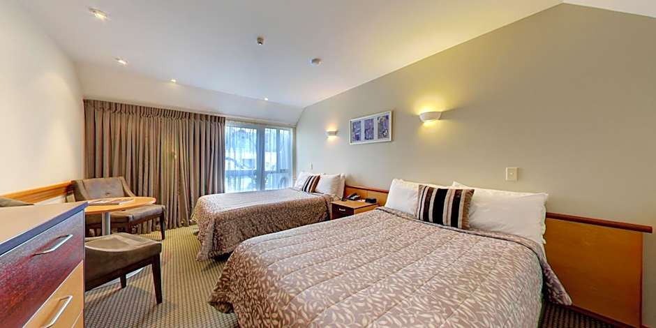 Heritage Dunedin Leisure Lodge