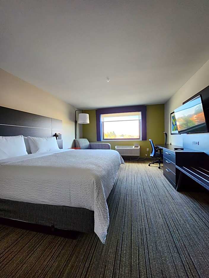Holiday Inn Express and Suites Camas - Vancouver By IHG