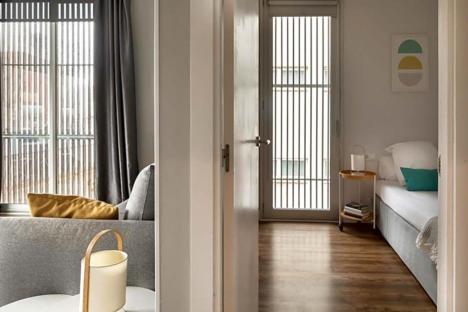 Feelathome Poblenou Beach Apartments