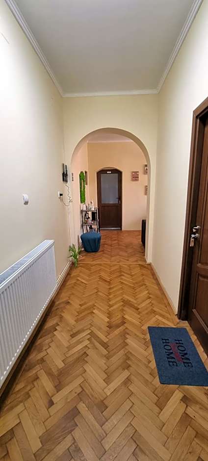 Happy Mood Apartments