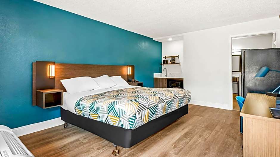 Motel 6 Hammond, LA - I 12 - I 55