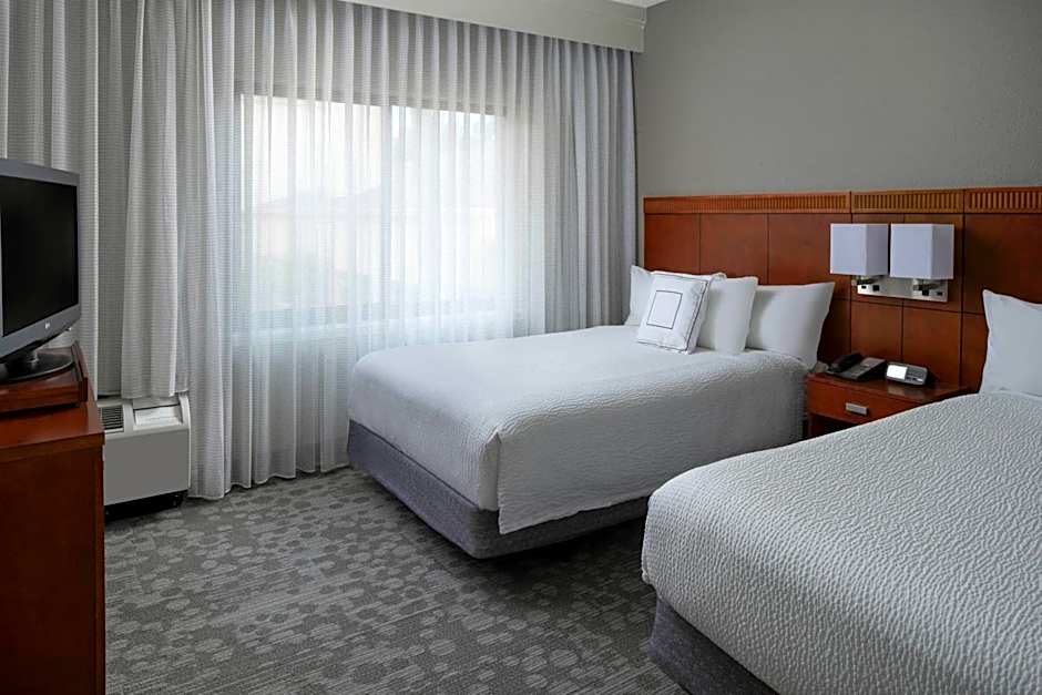 Courtyard by Marriott Jacksonville at the Mayo Clinic Campus/Beaches