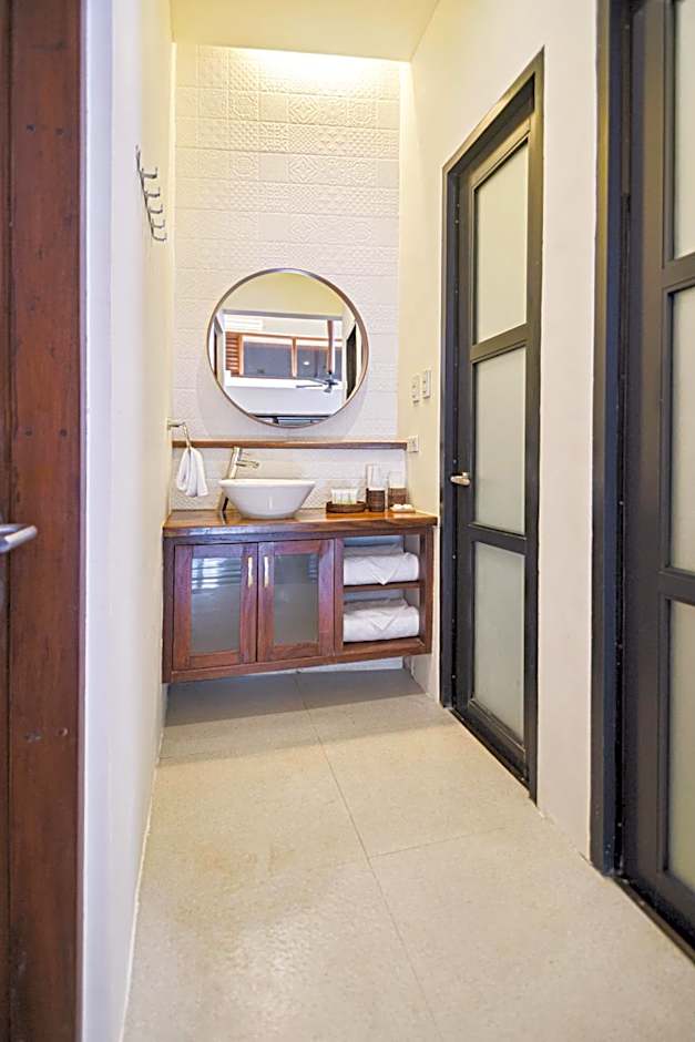 Photo 1 of 10 of Penthouse Suite