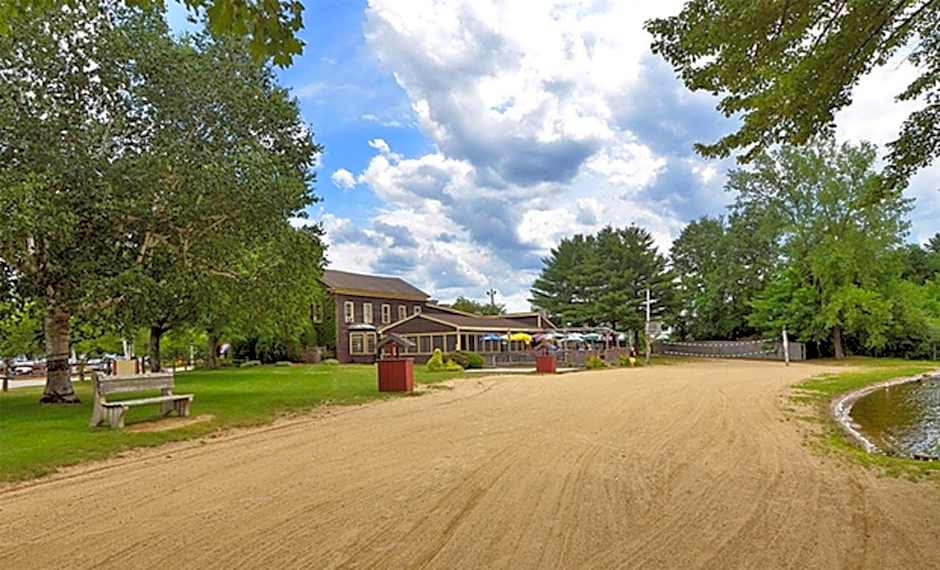 Sturbridge Host Hotel And Conference Center