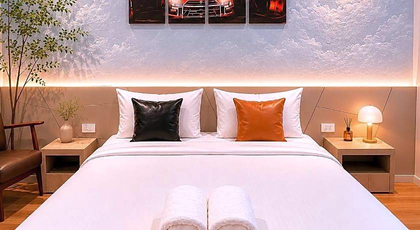 The S Hotel