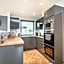 Midsomer Lodges