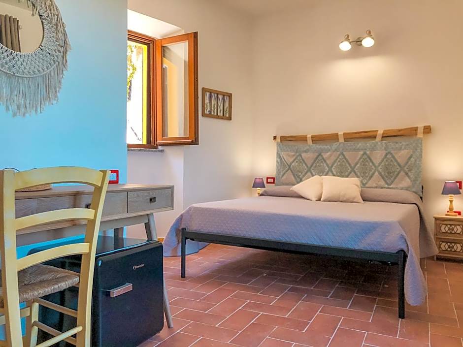 panoramic ROOMS Fora e ' Muros with sea view common terrace , Ammentos Posada