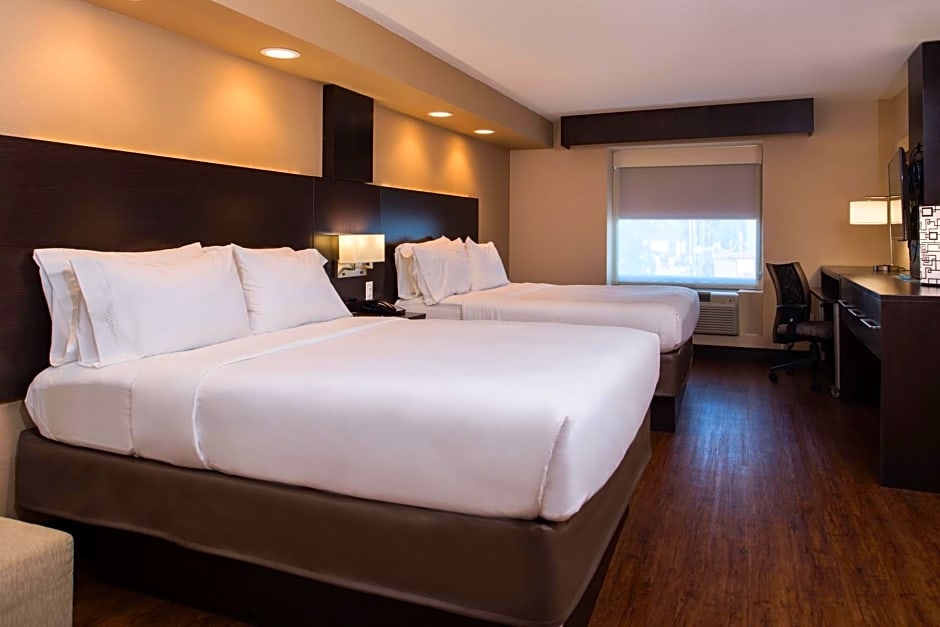Holiday Inn Express & Suites San Antonio Medical Center North, an IHG Hotel
