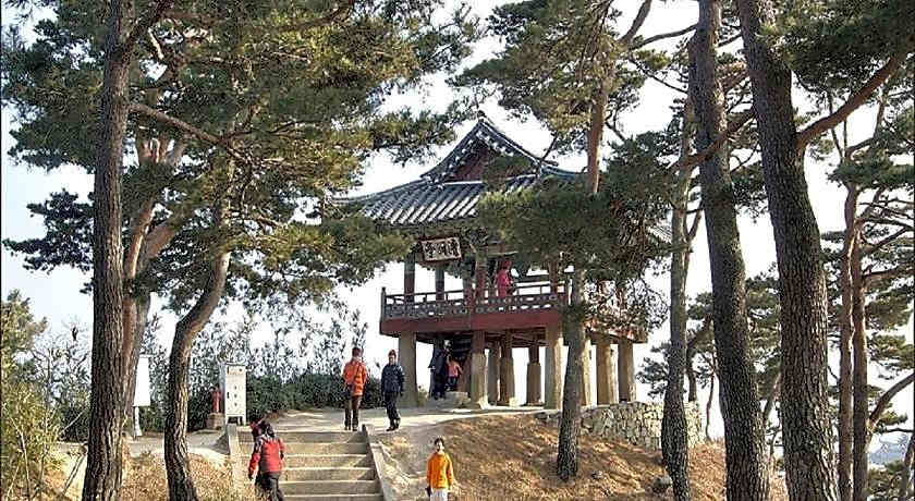 Seaside Pension