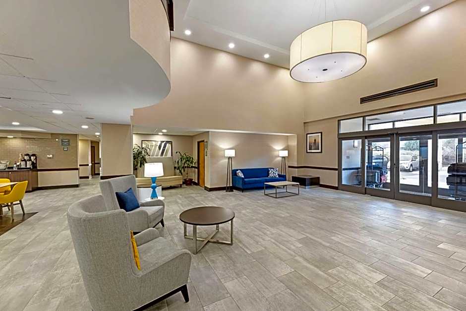 Comfort Inn & Suites Arlington Heights - Schaumburg