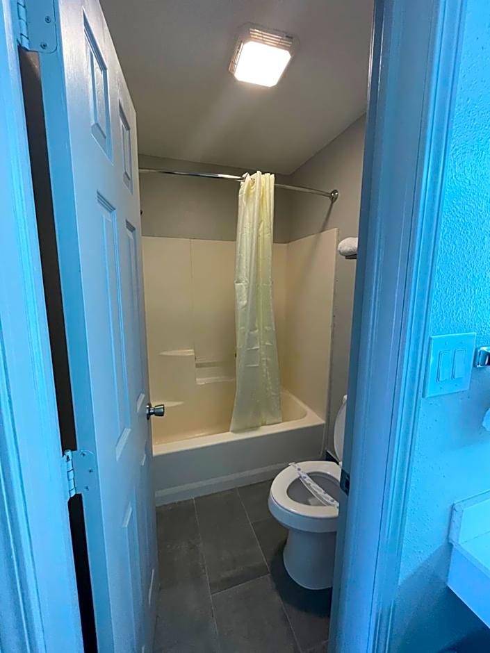 Americas Best Value Inn Muskogee