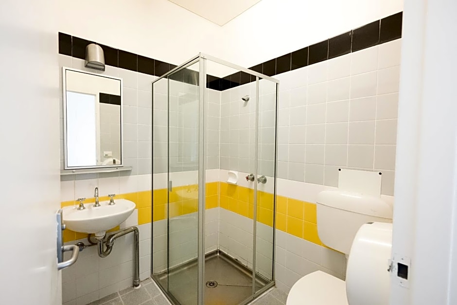 Melbourne Metro YHA