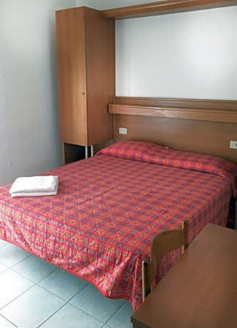 Double or Twin Room with Shared Bathroom