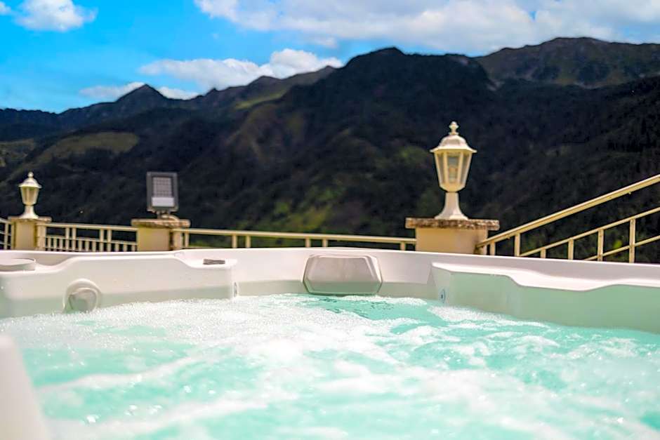 Das Land-Palais - Your lovely Mountain Hideaway