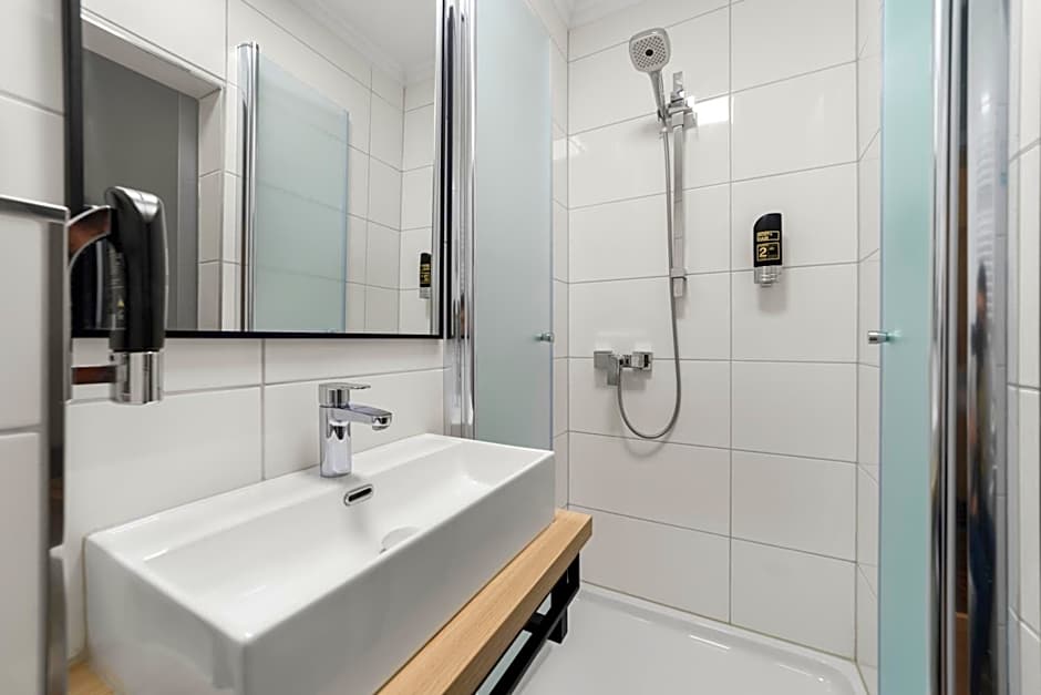 NEU - Sona Design Rooms - CITY CENTER -
