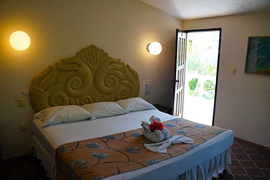 Villablanca Garden Beach Hotel
