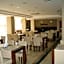 Mom Hotel