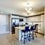 Stunning Penthouse Suite Waterfront 2BD 2BA