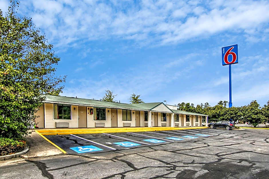 Motel 6-Union City, GA - Atlanta Airport