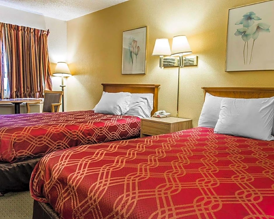 Econo Lodge Waynesburg