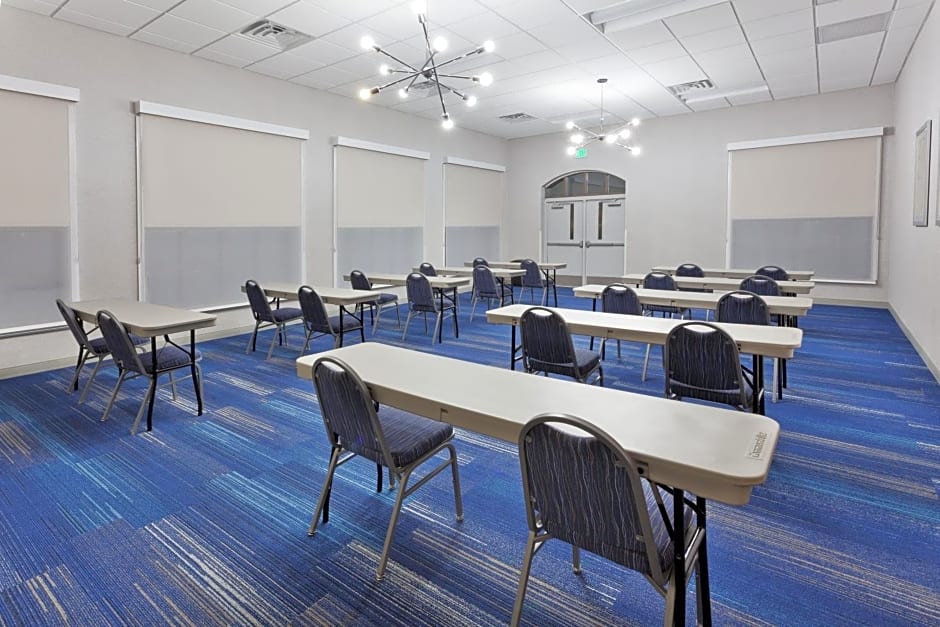 Holiday Inn Express Hotel & Suites Montgomery Boyd-Cooper Parkway By IHG