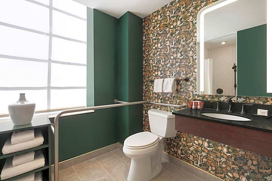 Glenn Hotel, Autograph Collection by Marriott