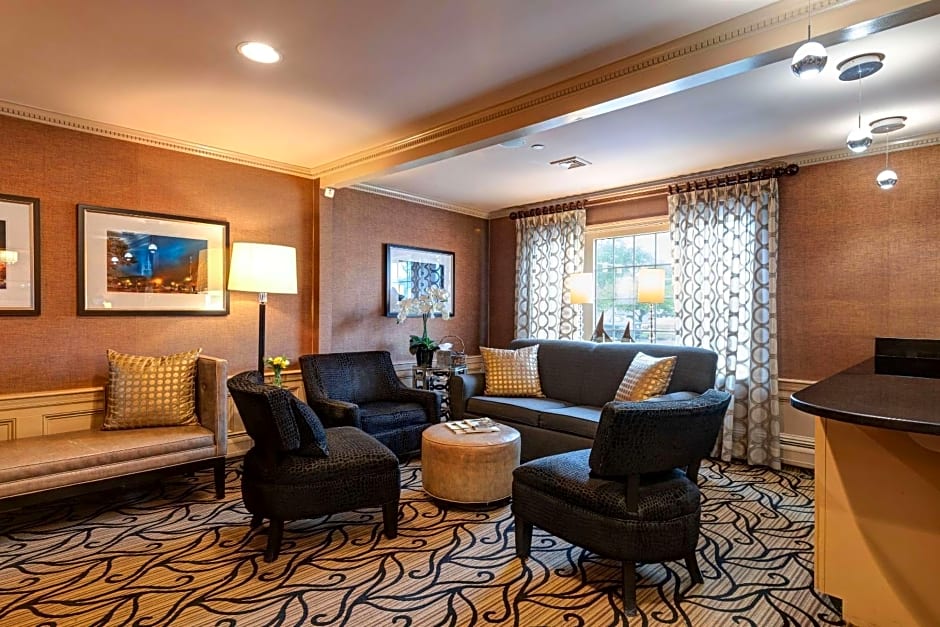 Port Inn and Suites Portsmouth, Ascend Hotel Collection