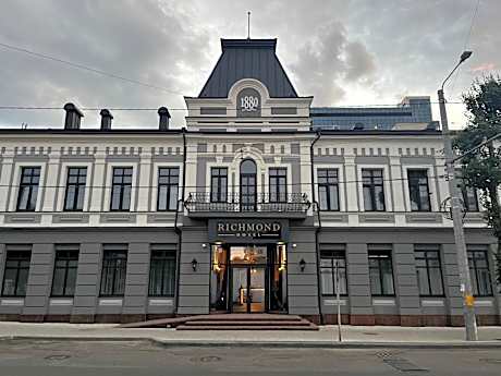Richmond Hotel