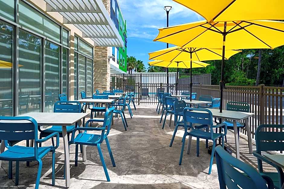 Holiday Inn Express And Suites Brunswick By IHG