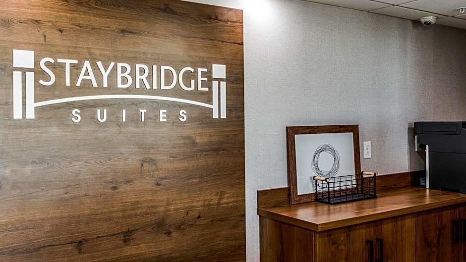 Staybridge Suites Dallas Market Ctr Love Field by IHG