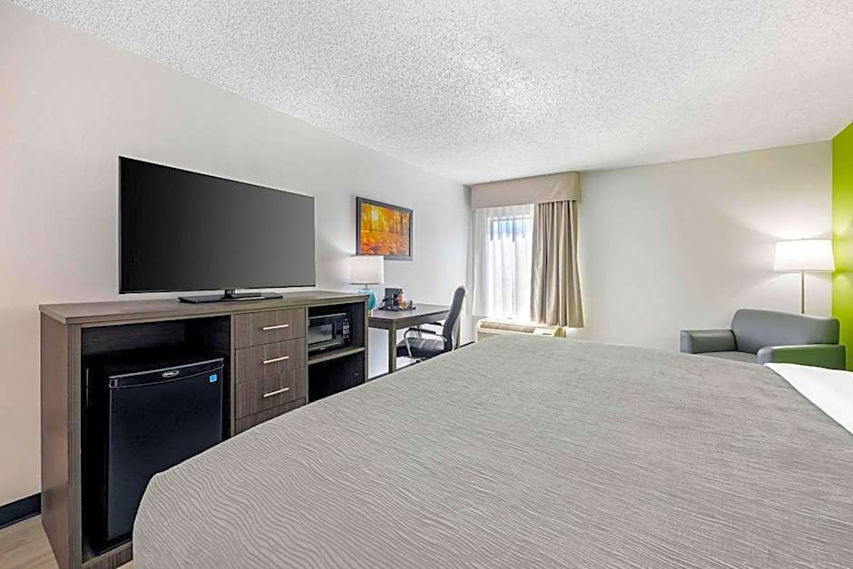 Quality Inn Clarksville - Exit 11