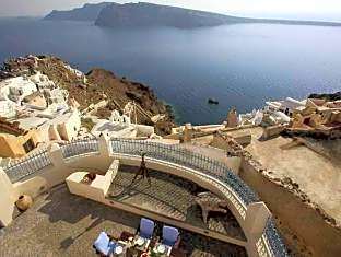 Oia Mansion