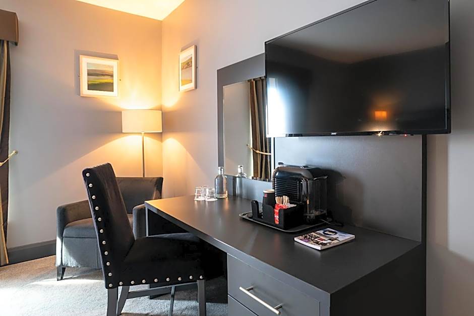 Cliffs of Moher Hotel